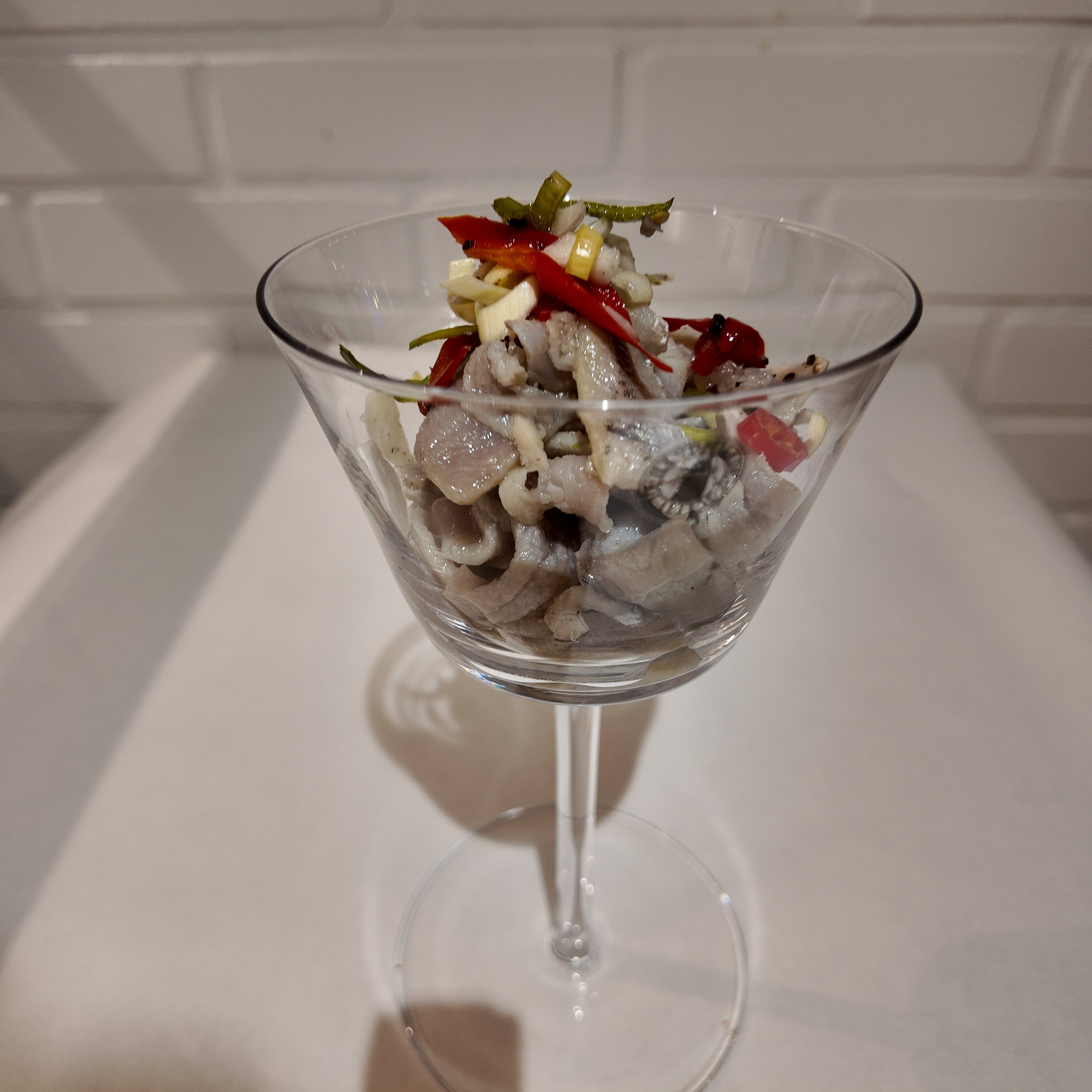 Chili-valkosipuli silakka